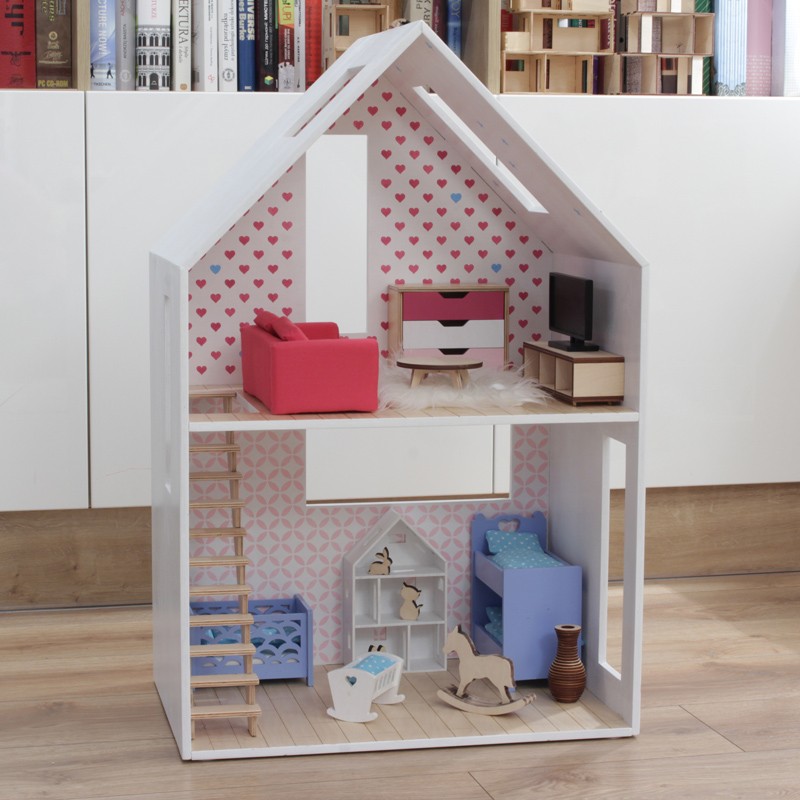 small dollhouse